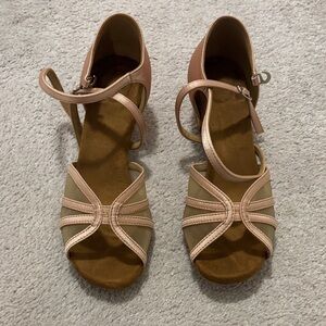 Elegant Tan and Cream Women's Sandals